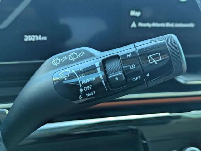Used 2025 Kia Carnival SX Prestige FWD image 28