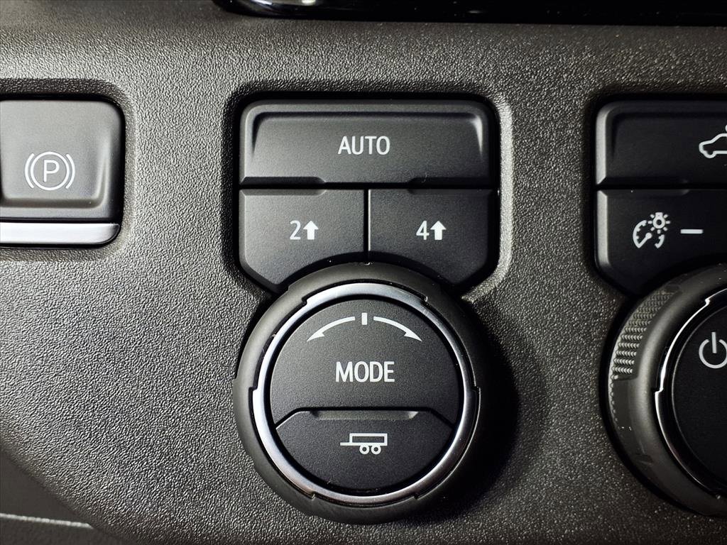 Used 2022 Chevrolet Silverado 1500 LT image 7