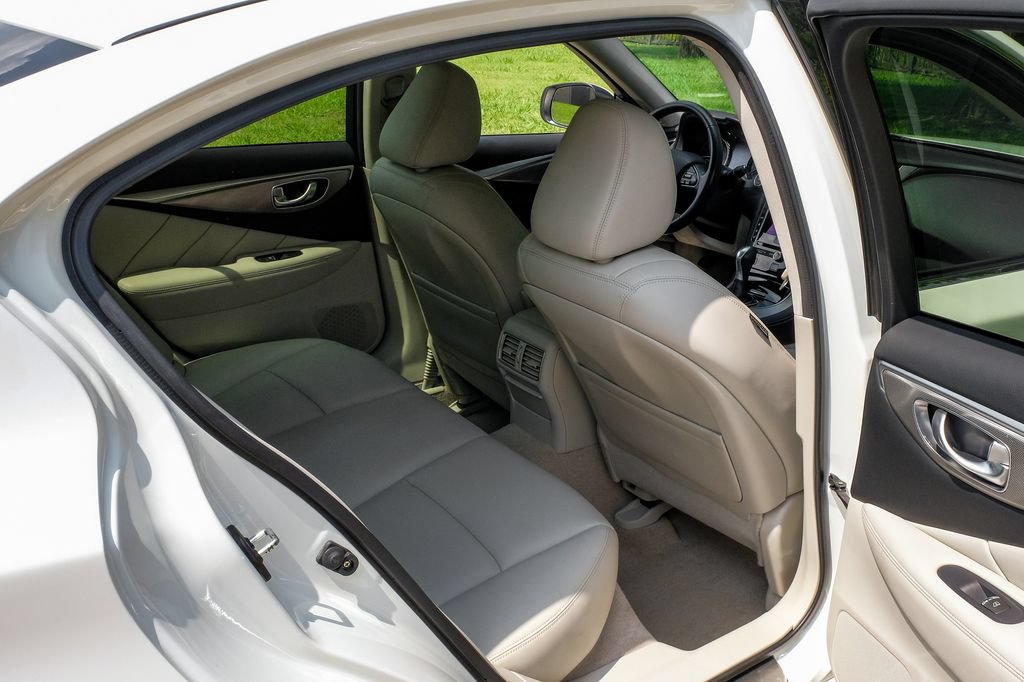 Used 2014 INFINITI Q50 Premium w/ Navigation Package RWD image 44
