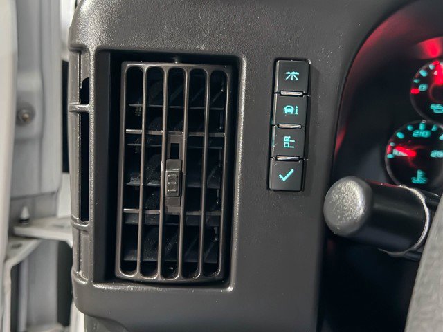 Used 2019 Chevrolet Express 2500 w/ Driver Convenience Package image 27