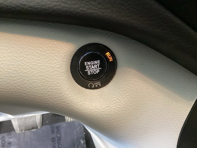 Used 2020 Jeep Cherokee Latitude Plus w/ Cold Weather Group image 24