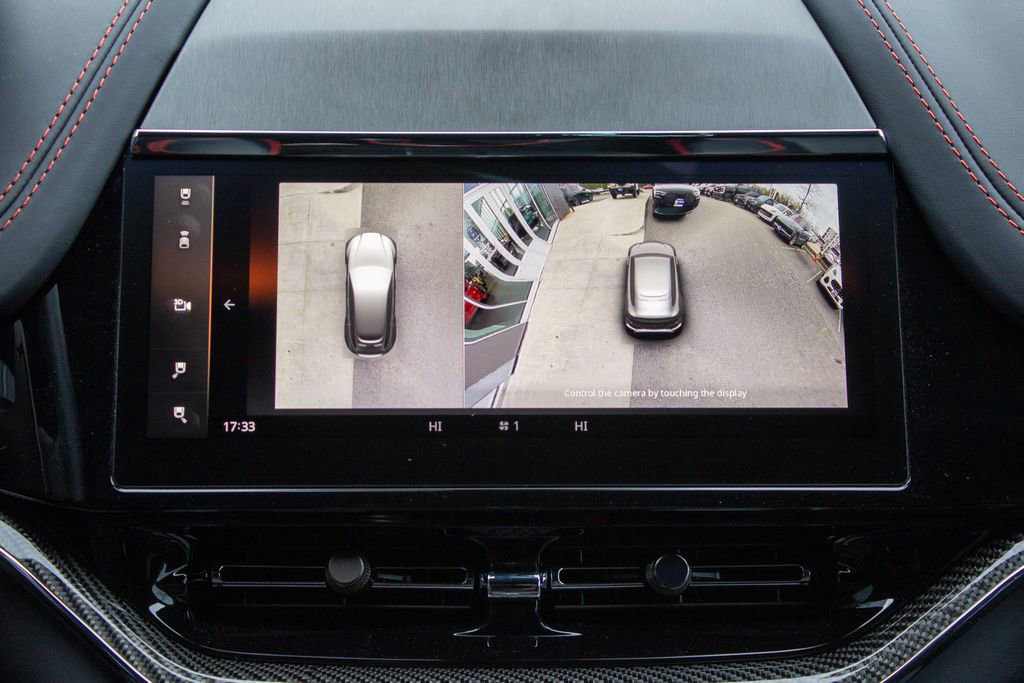 Used 2025 Aston Martin DBX 707 AWD/4WD image 16