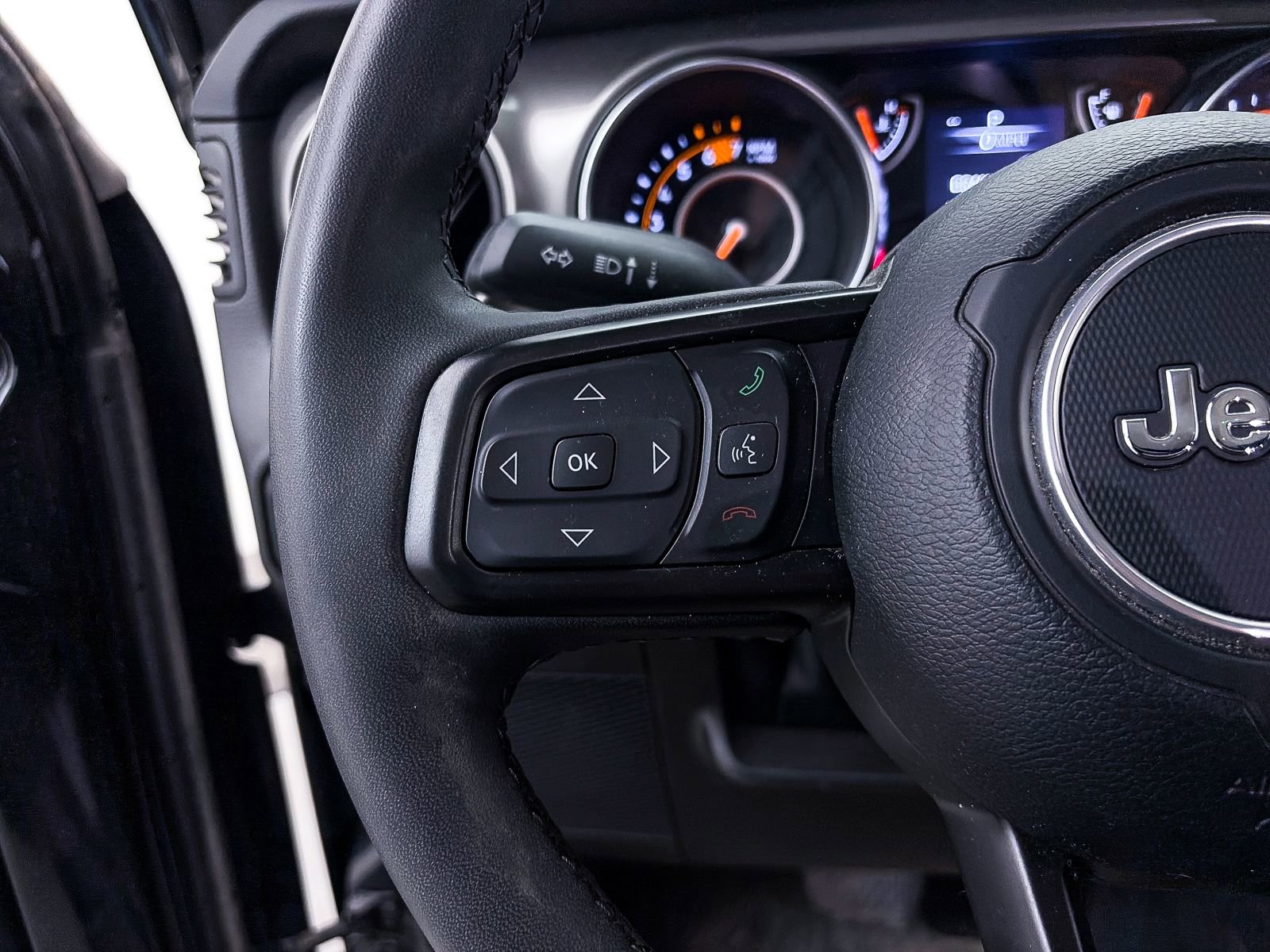 Used 2023 Jeep Wrangler Unlimited Sport AWD/4WD image 28