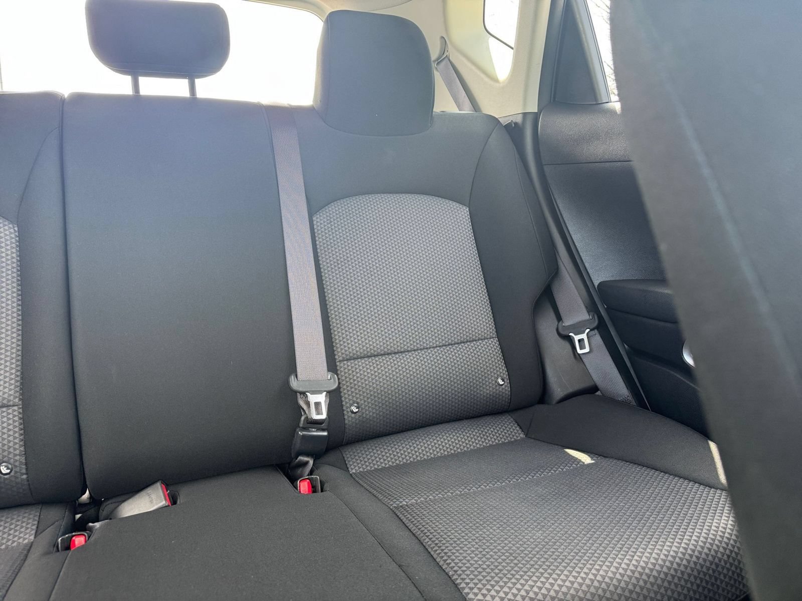 Used 2025 Kia Soul LX w/ LX Technology Package FWD image 35