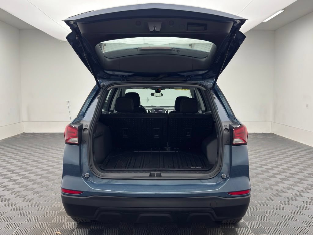 Used 2024 Chevrolet Equinox LS w/ LPO, Floor Liner Package FWD image 8