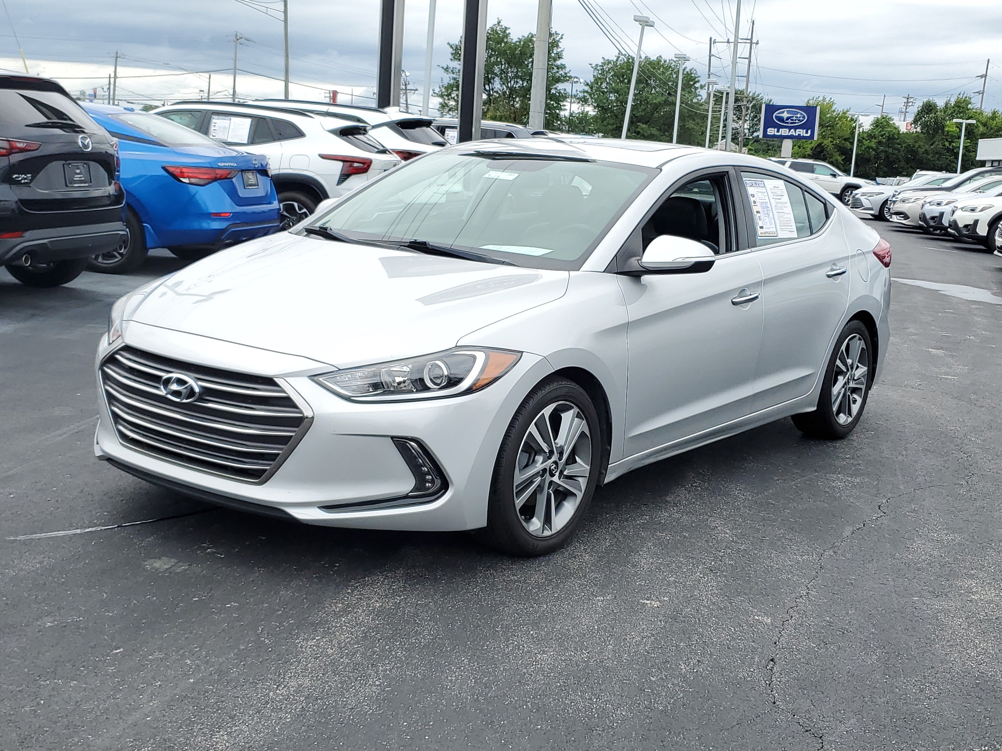 Used 2017 Hyundai Elantra Limited w/ Limited Tech Package 08 FWD image 33