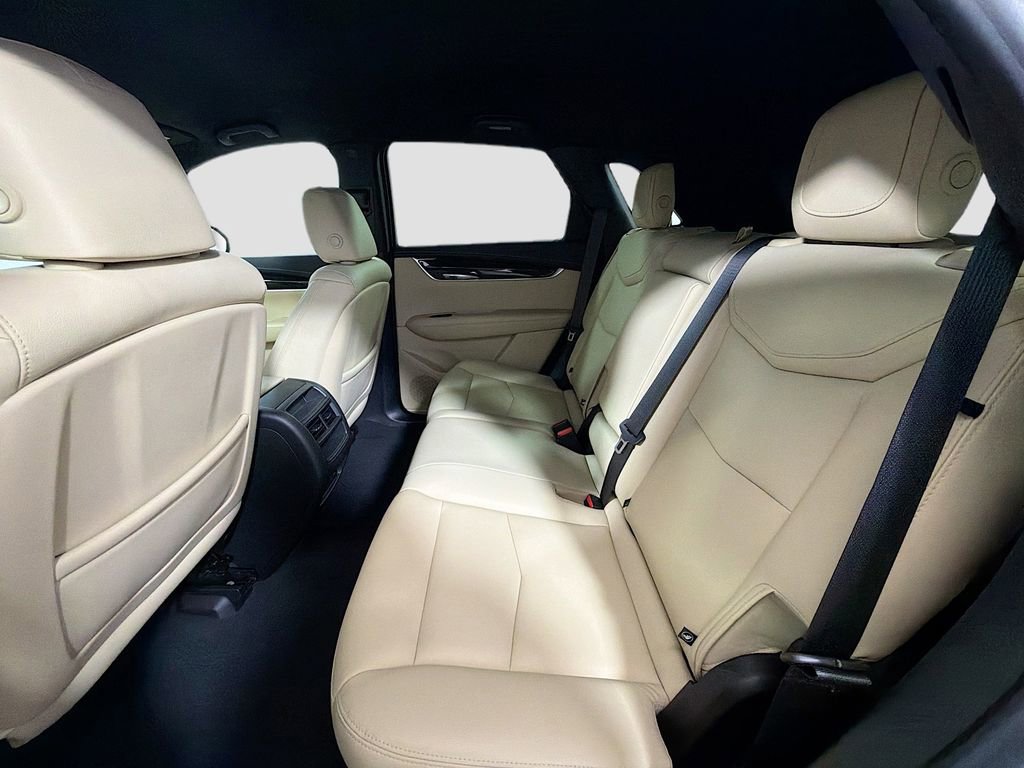 Used 2019 Cadillac XT5 AWD image 25