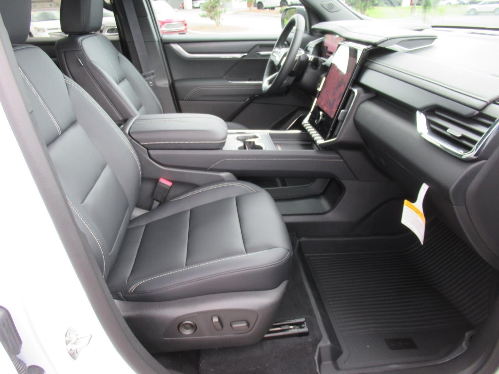 New 2027 GMC Acadia Elevation w/ Elevation Premium Package FWD image 10