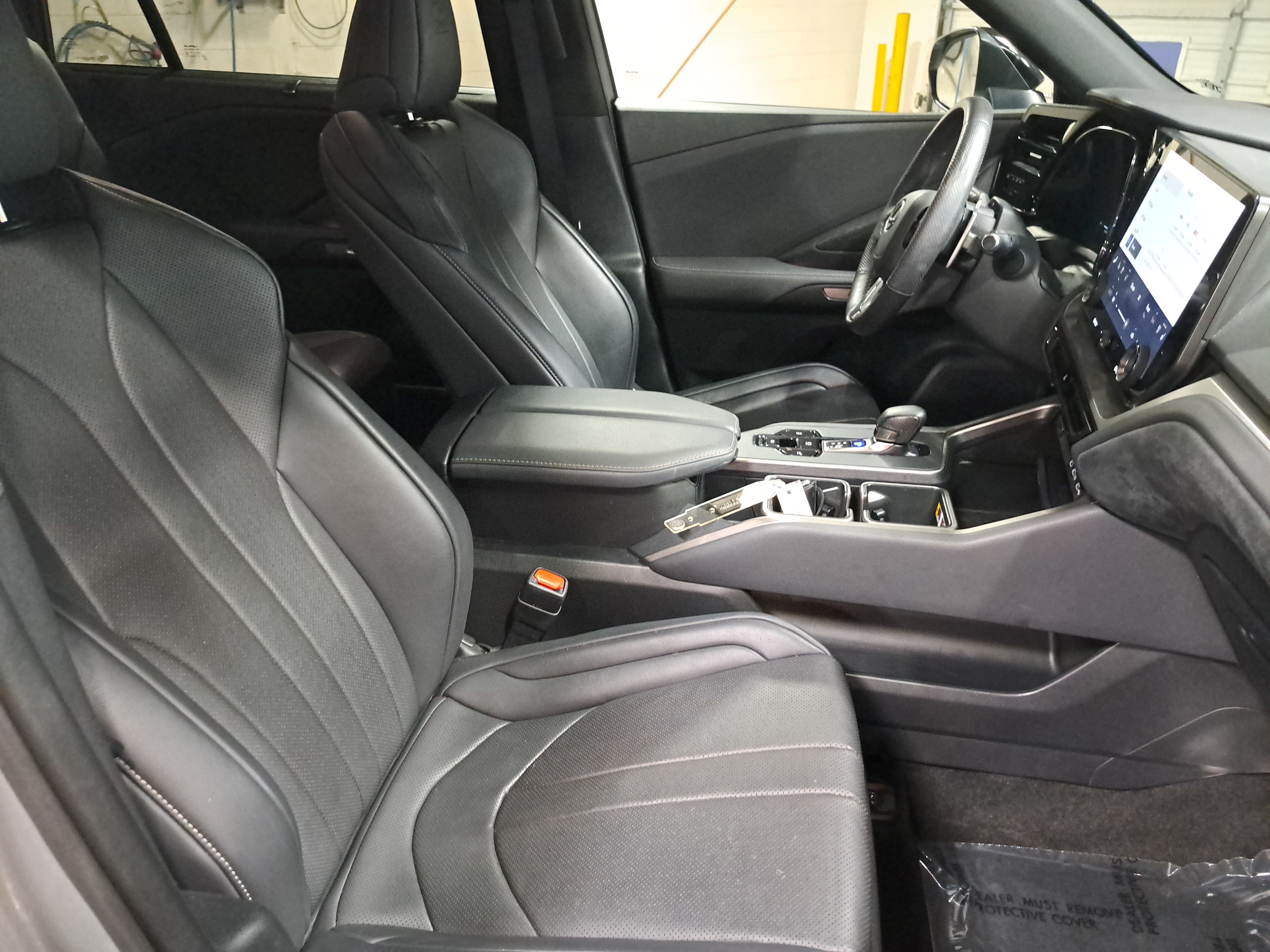 Used 2024 Lexus TX 500h AWD w/ Technology Package image 10
