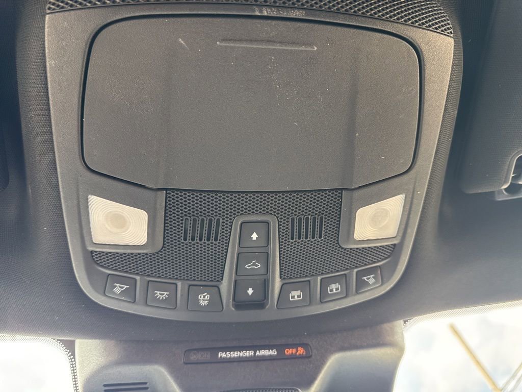 Used 2022 Ford Expedition Max Limited image 19