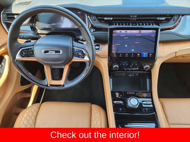 Certified 2024 Jeep Grand Cherokee Summit AWD/4WD image 37