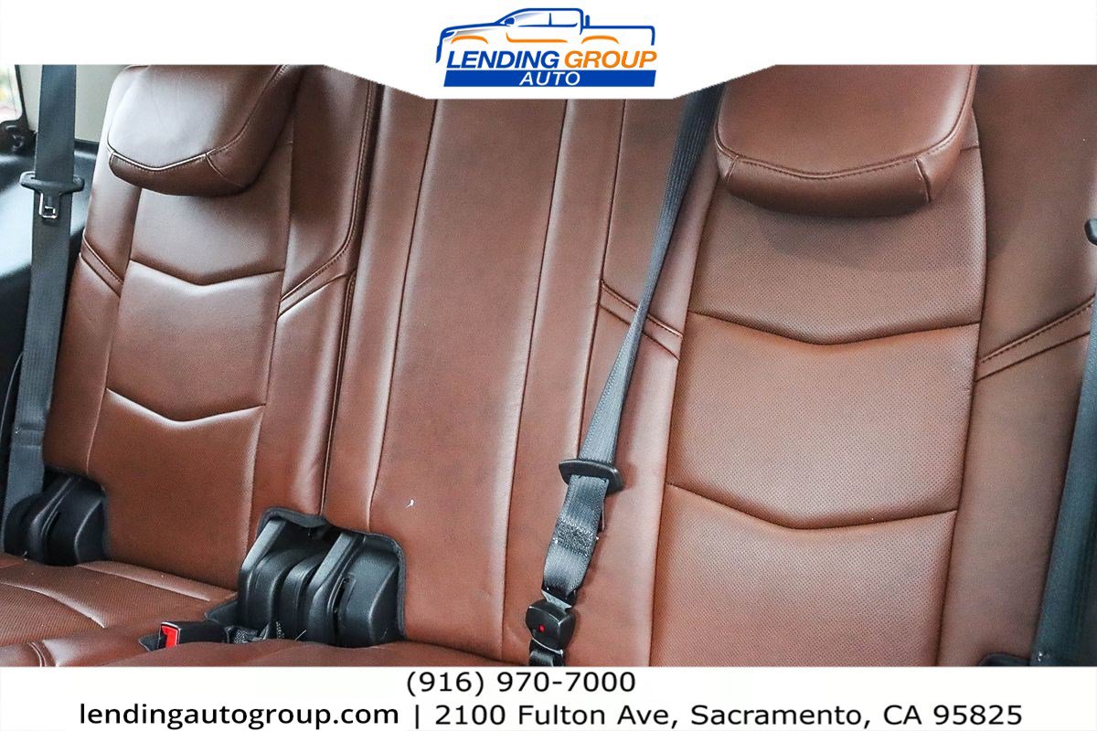 Used 2019 Cadillac Escalade Premium Luxury image 19
