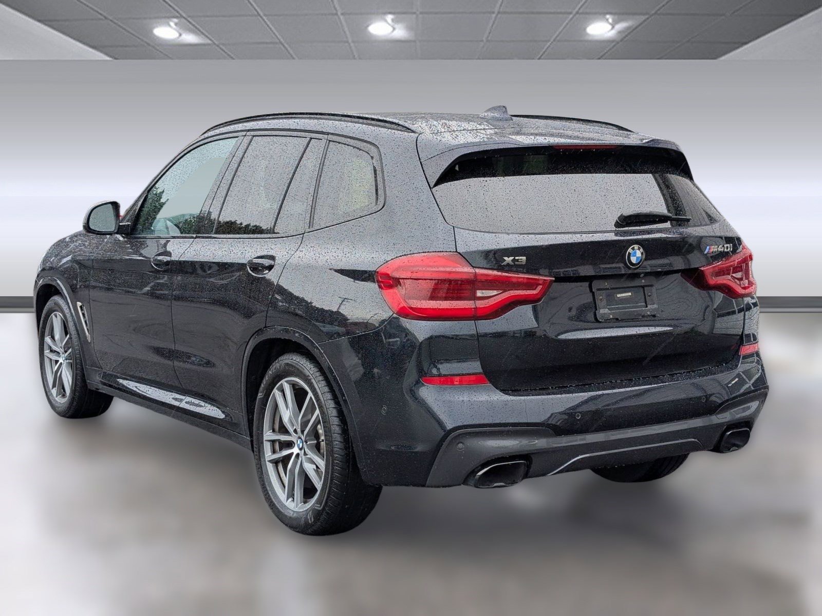 Used 2018 BMW X3 M40i image 3