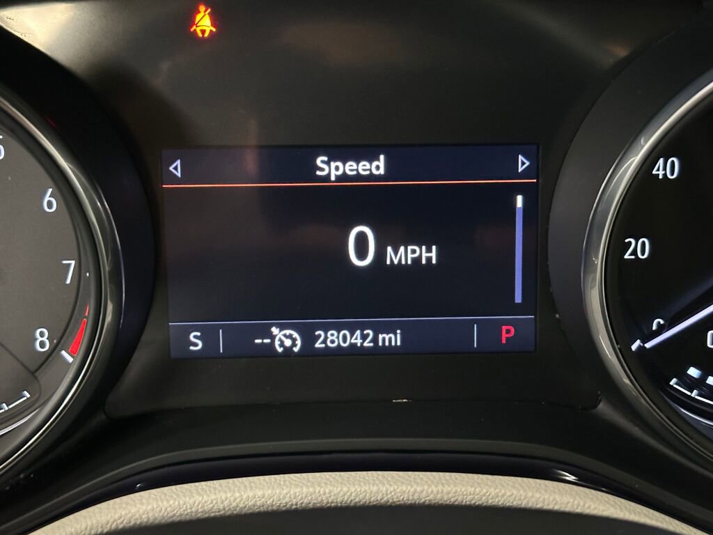 Certified 2022 Buick Encore GX Select image 3