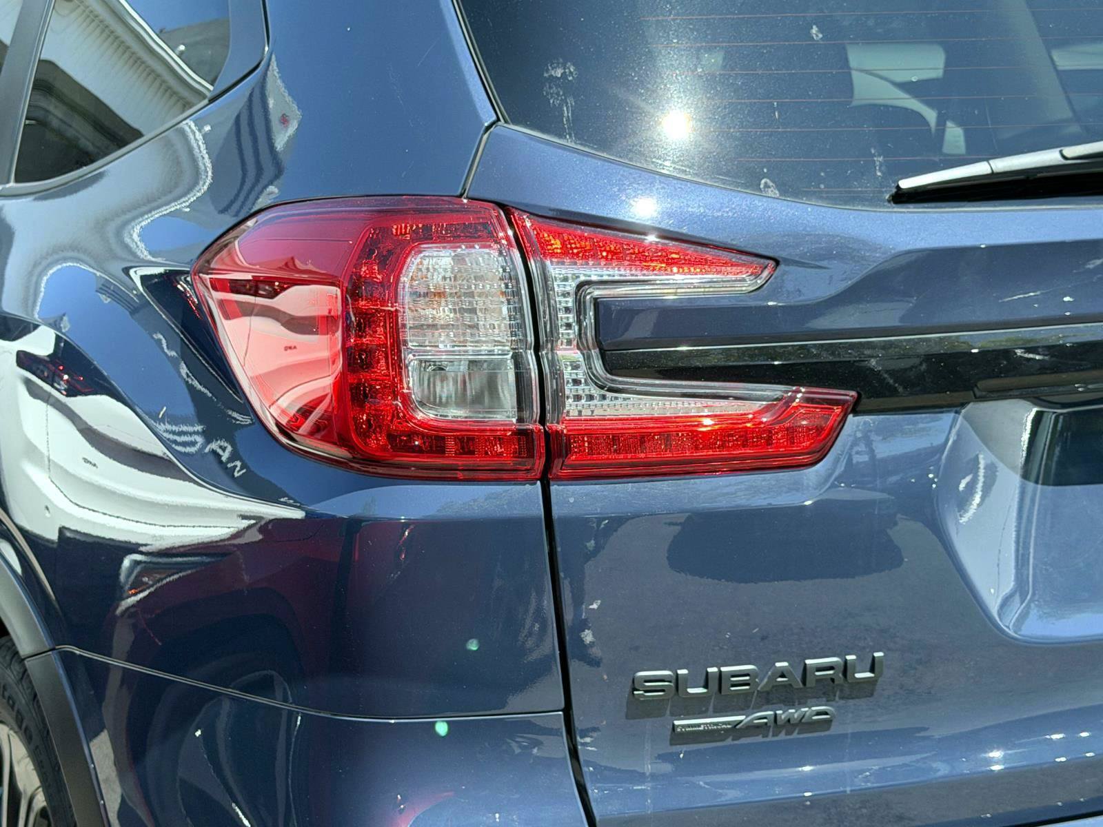Used 2023 Subaru Ascent Onyx Edition AWD/4WD image 10
