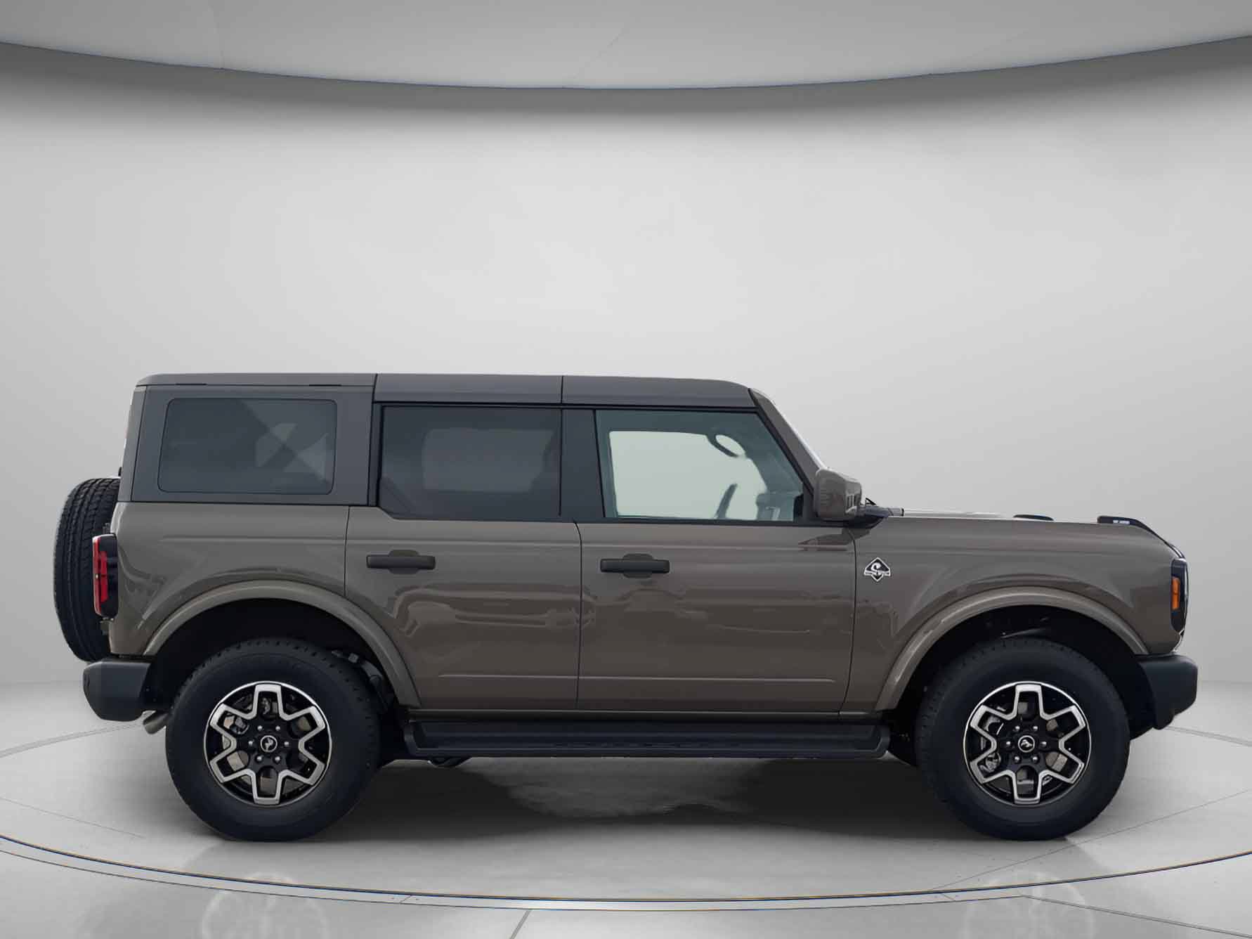 New 2026 Ford Bronco Outer Banks AWD/4WD image 42