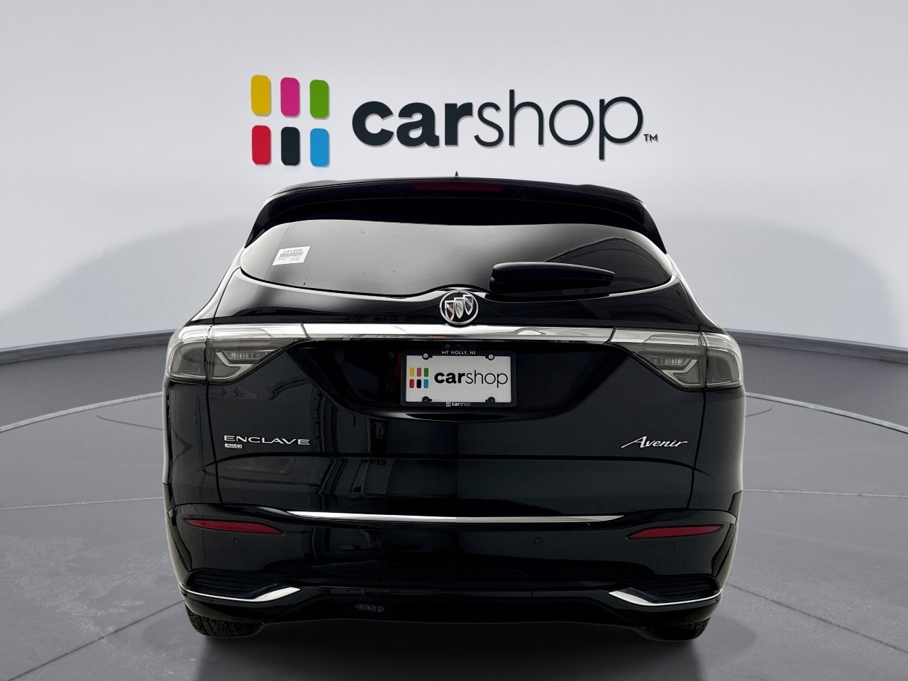 Used 2022 Buick Enclave Avenir w/ Avenir Technology Package image 4