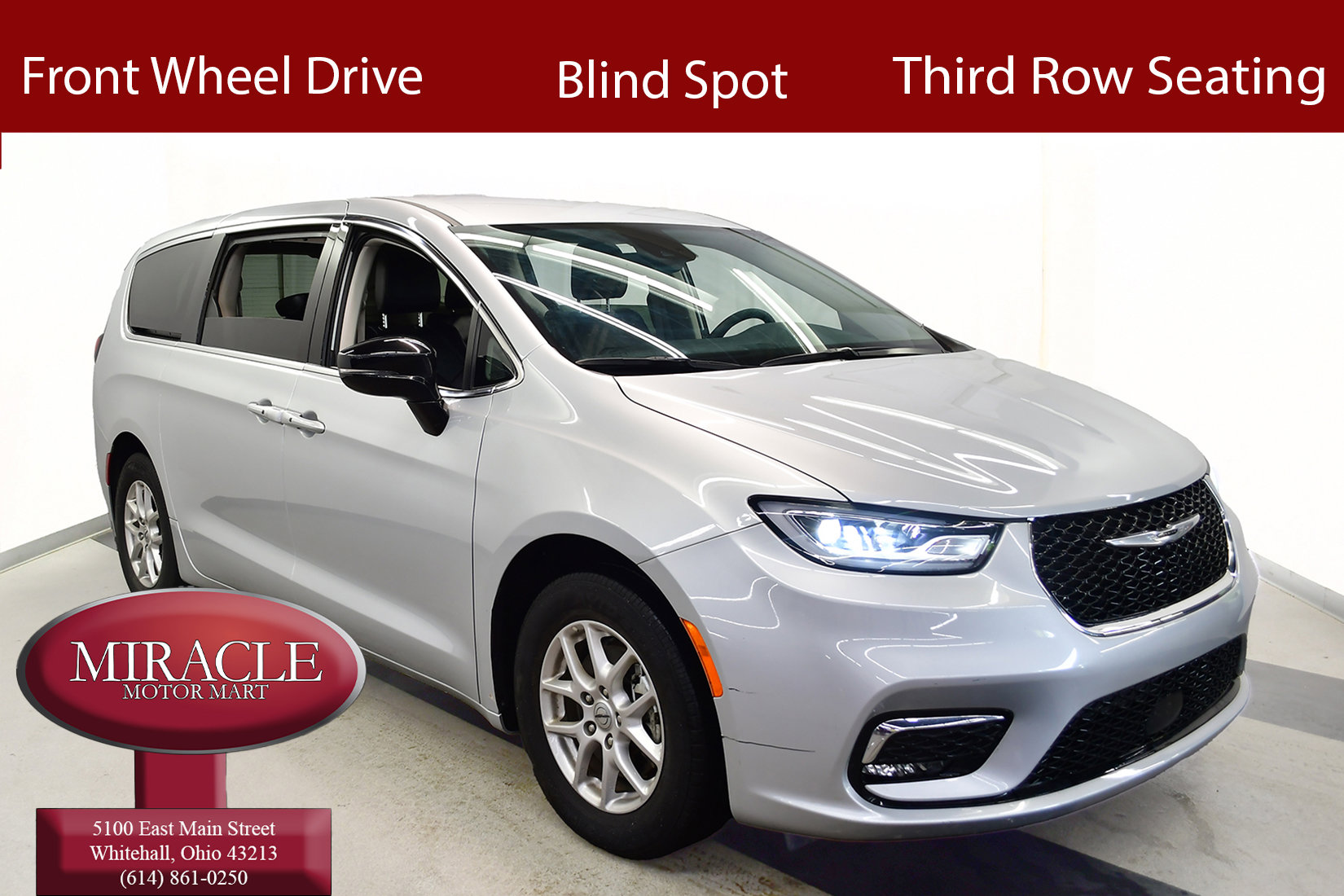 Used 2024 Chrysler Pacifica Touring-L