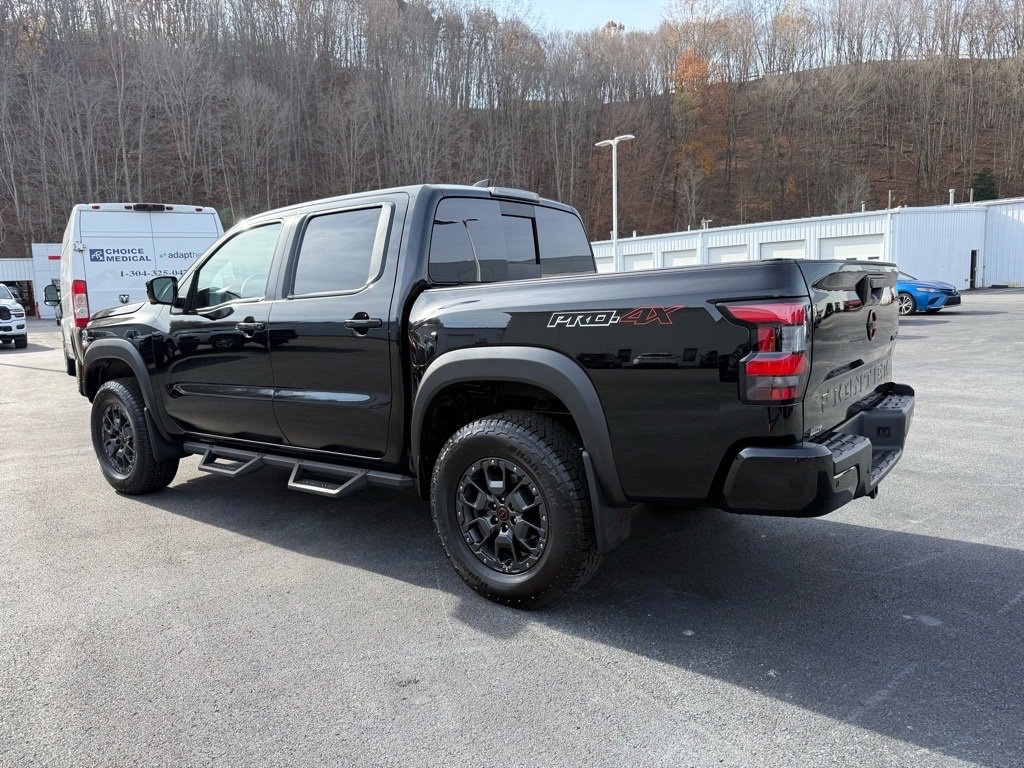 Used 2023 Nissan Frontier PRO-4X w/ Pro-4X Premium Package image 7