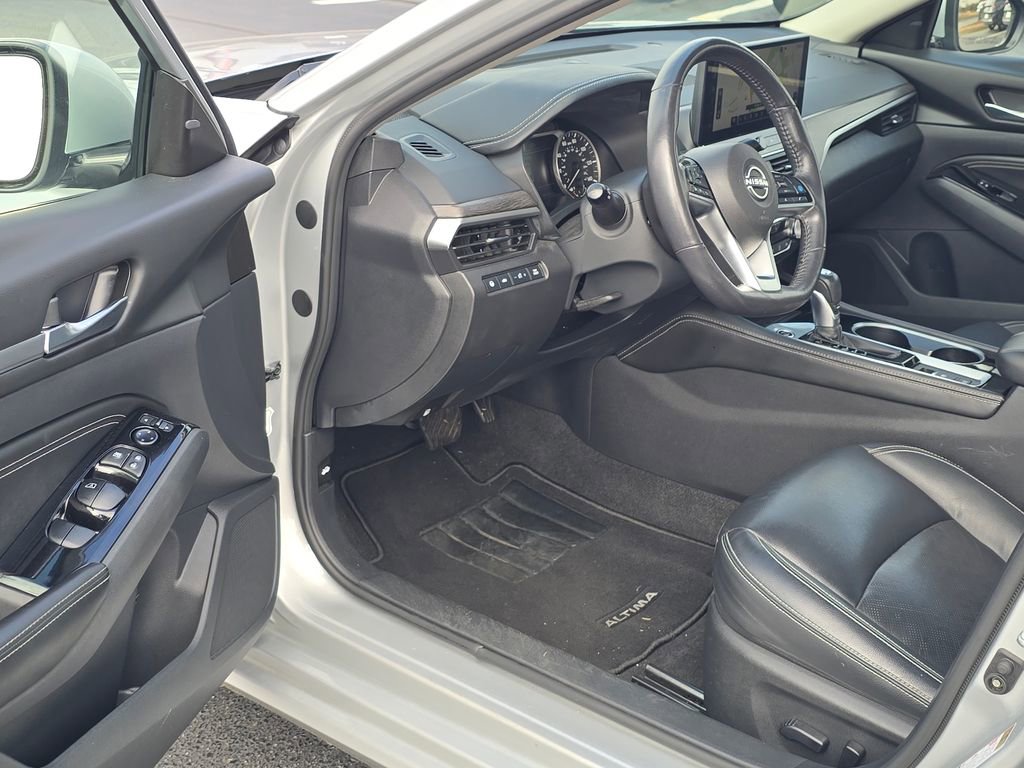 Used 2023 Nissan Altima 2.5 SL image 9