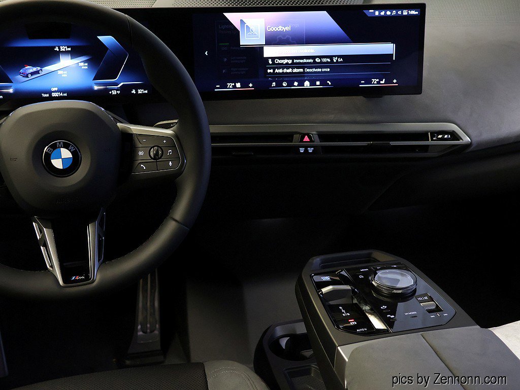 New 2026 BMW iX xDrive60 w/ M Sport Package image 17