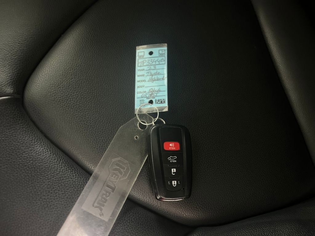 Used 2023 Toyota Highlander XSE image 81