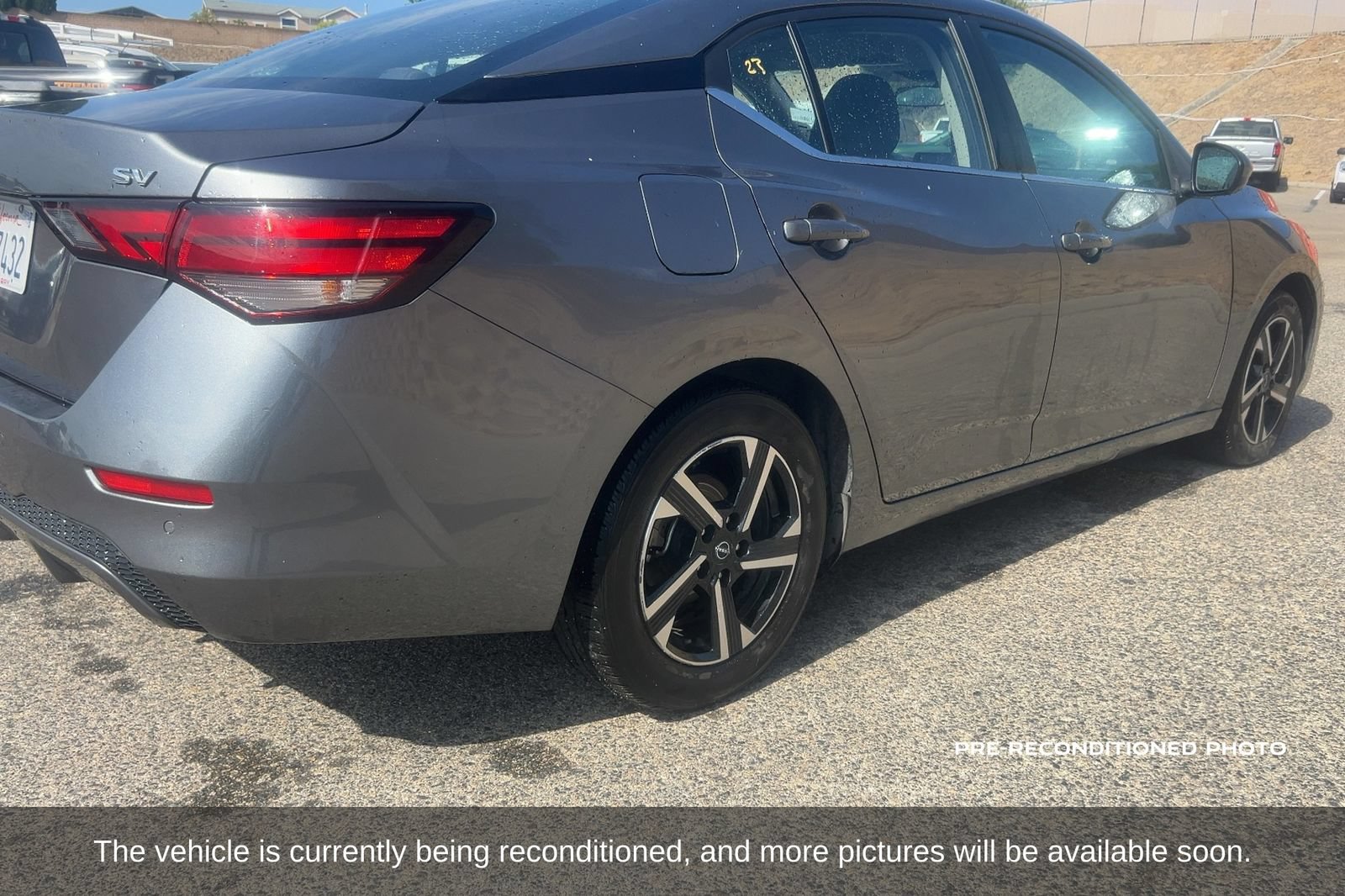 Used 2024 Nissan Sentra SV FWD image 6