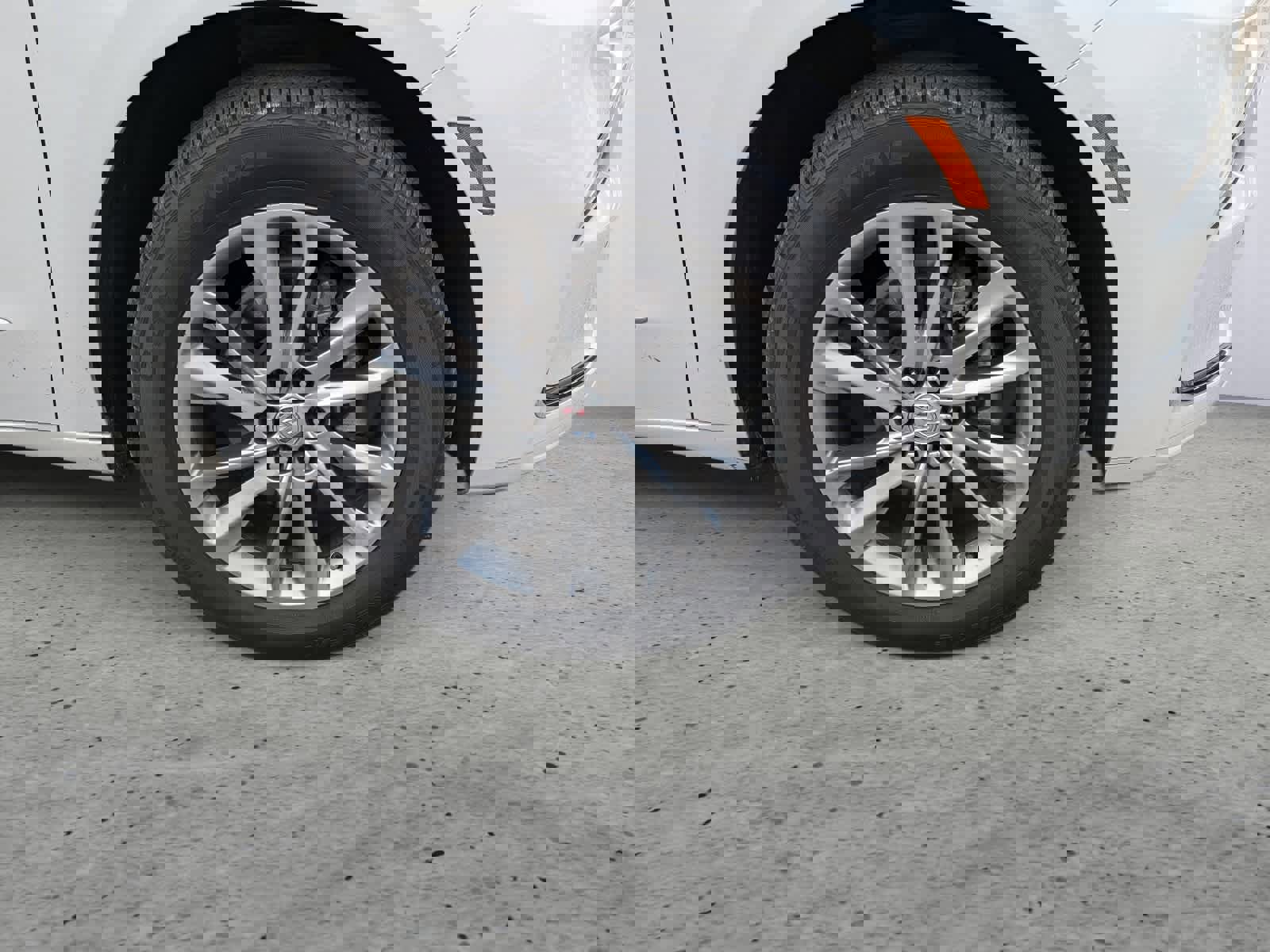 Certified 2024 Buick Enclave Avenir w/ Avenir Technology Package image 7