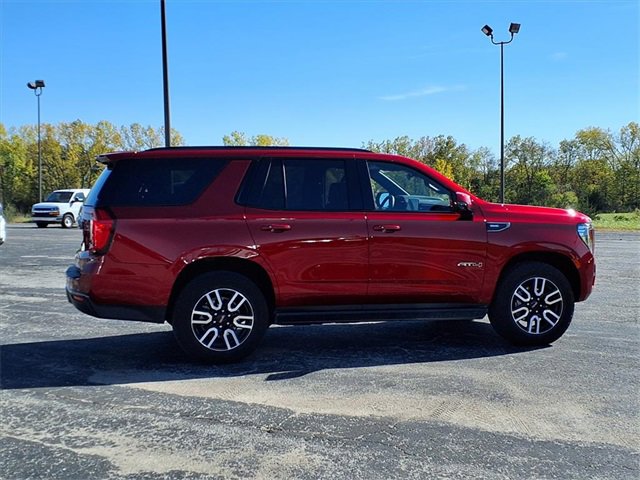 Used 2024 GMC Yukon AT4 w/ AT4 Premium Package image 9