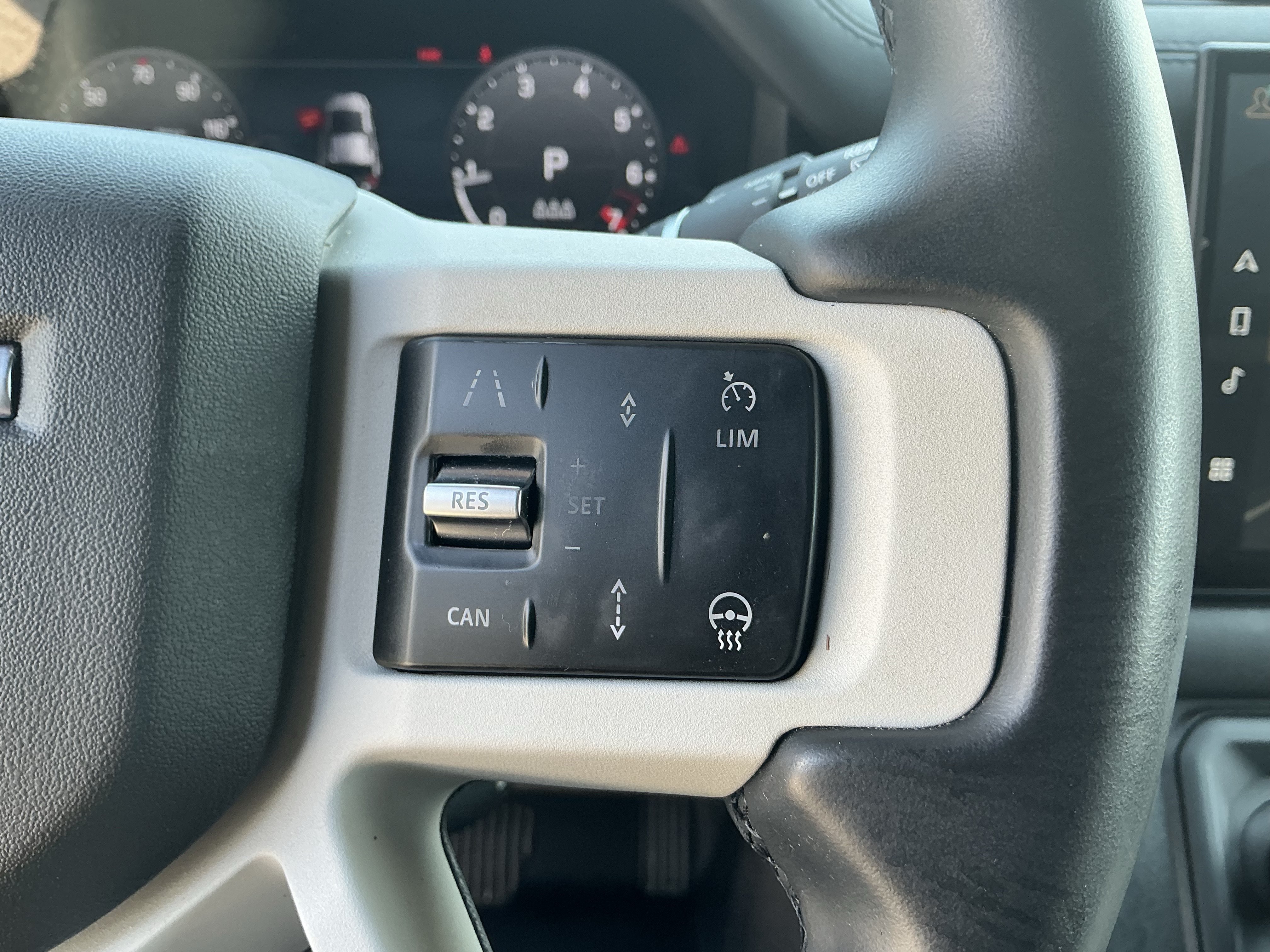 Certified 2025 Land Rover Defender 110 S AWD/4WD image 22