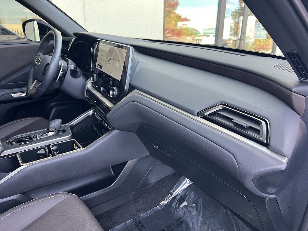 Used 2024 Lexus TX 350 AWD image 31