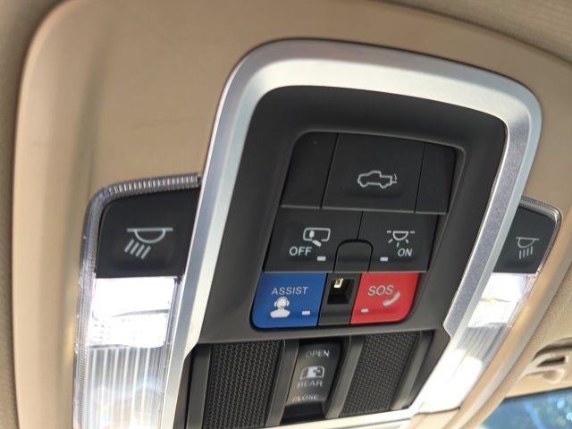 Used 2022 RAM 2500 Limited AWD/4WD image 30