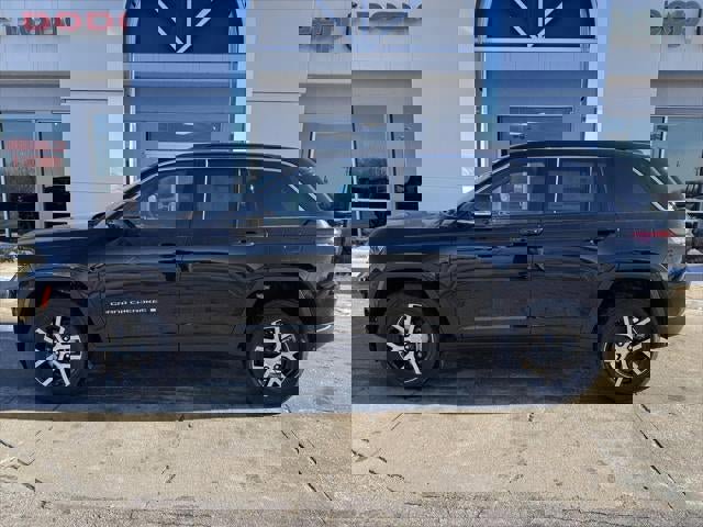 New 2025 Jeep Grand Cherokee Limited image 33