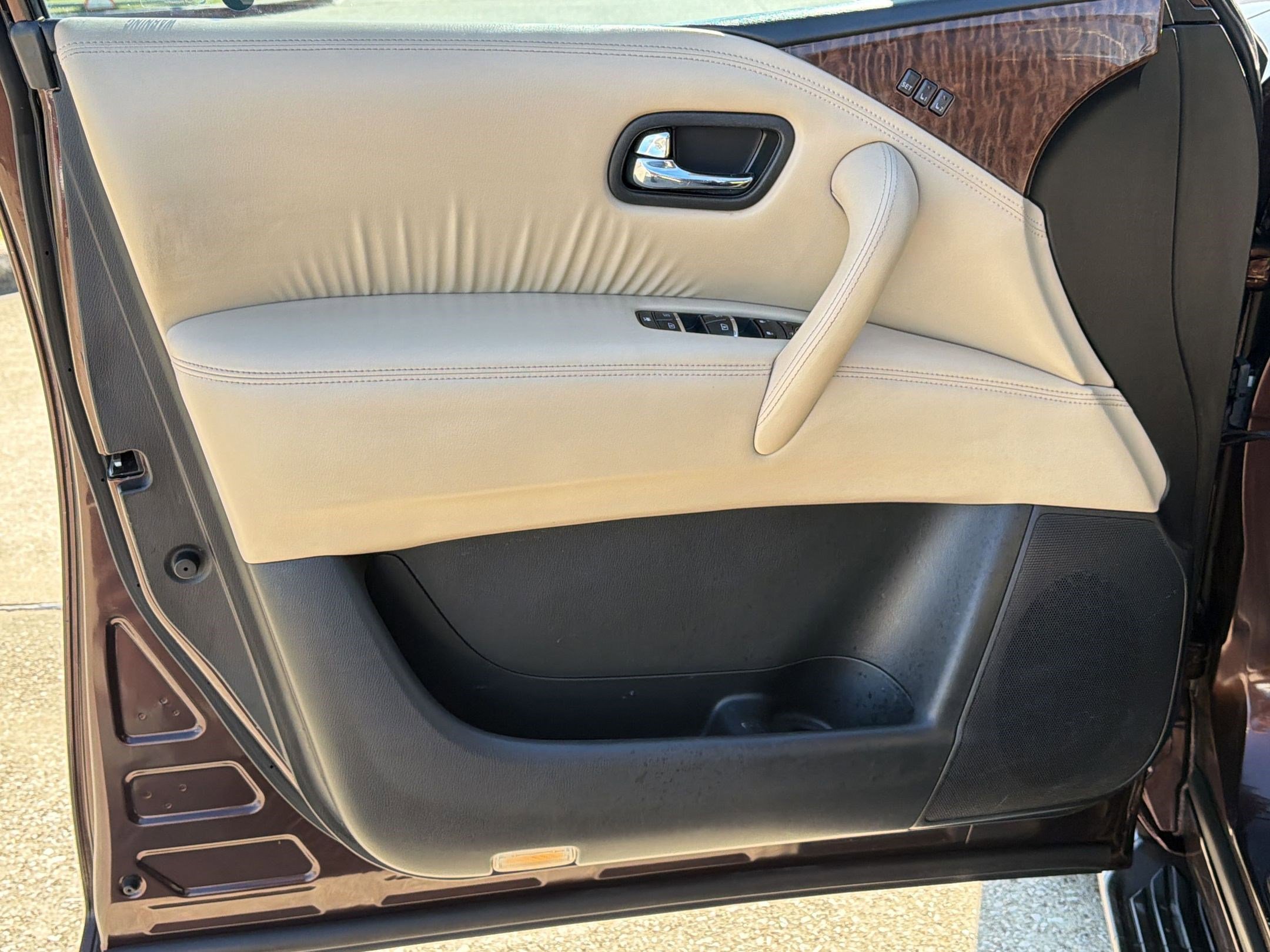 Used 2017 Nissan Armada SL w/ Technology Package image 24