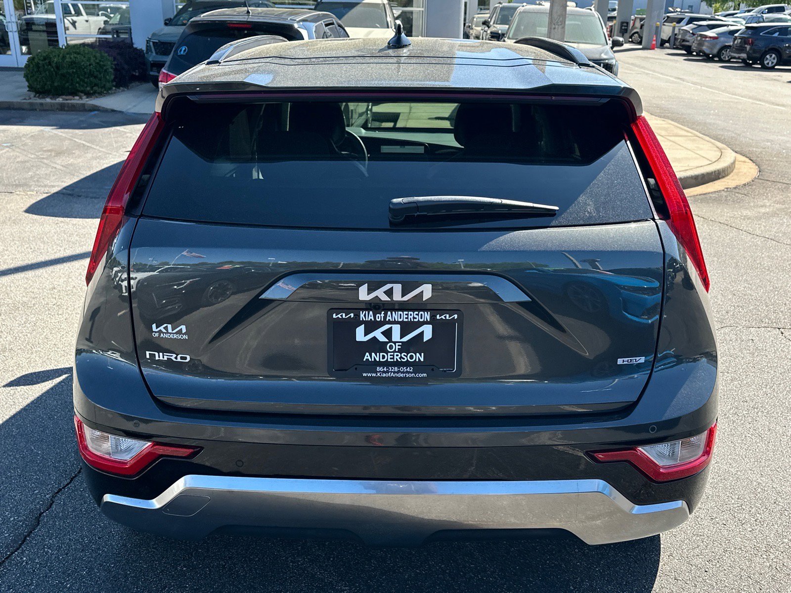 Certified 2025 Kia Niro EX Touring FWD image 4