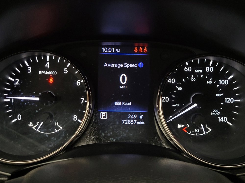 Used 2021 Nissan Rogue Sport S image 23