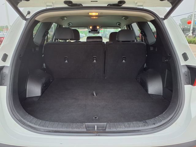 Used 2023 Hyundai Santa Fe SEL FWD image 11
