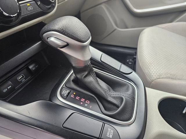 Used 2022 Kia Soul LX image 24