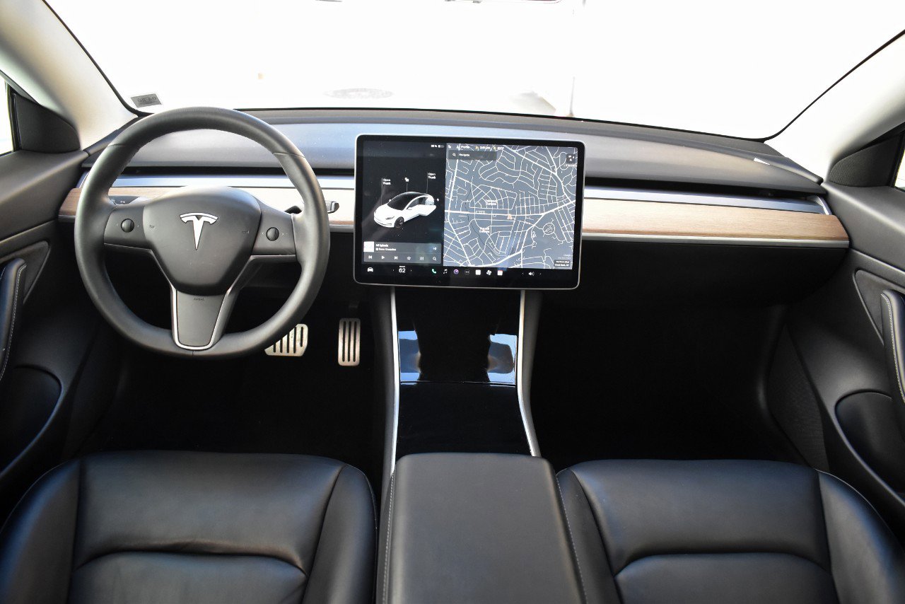 Used 2023 Tesla Model 3 Standard Range RWD image 23