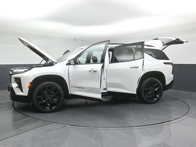 Used 2024 Chevrolet Traverse RS w/ LPO, Floor Liner Package image 45