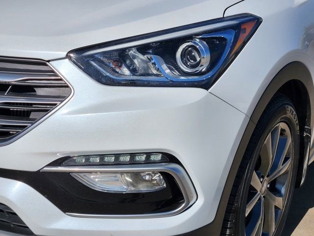 Used 2018 Hyundai Santa Fe Sport image 17
