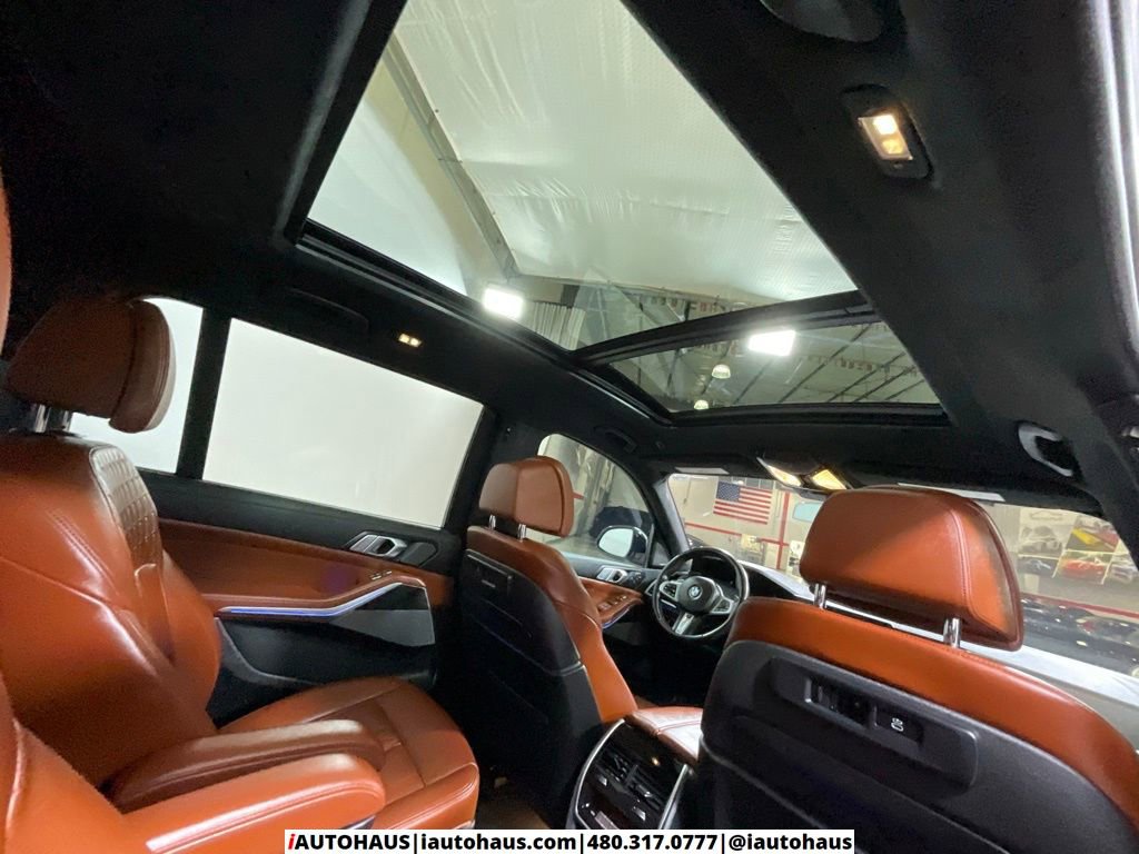 Used 2022 BMW X7 M50i image 46