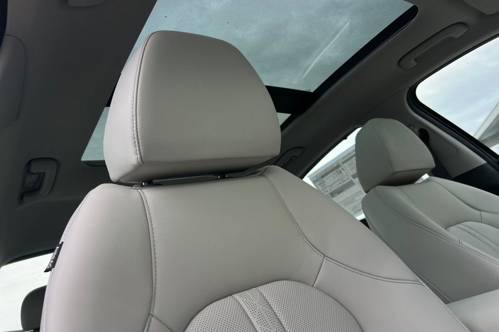 New 2026 Hyundai Sonata Limited FWD image 18