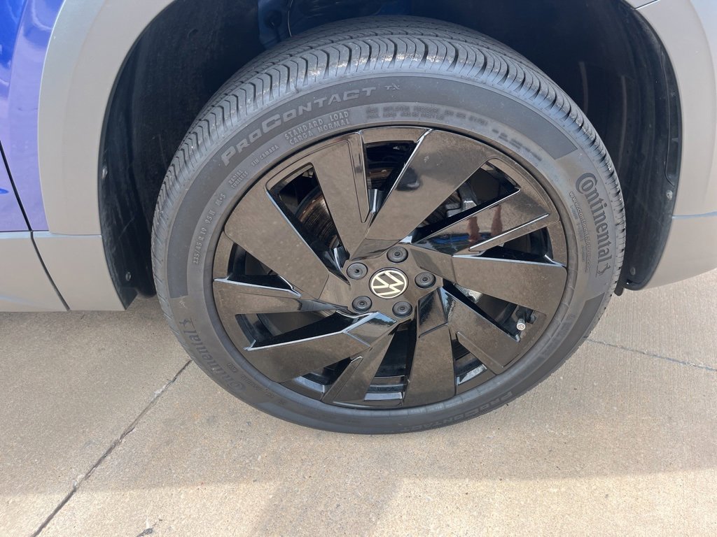 Used 2024 Volkswagen Taos SE image 18