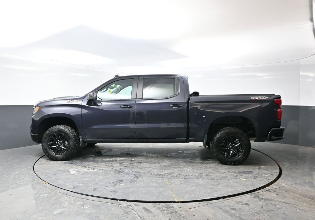 Used 2024 Chevrolet Silverado 1500 LT Trail Boss w/ Convenience Package II image 11