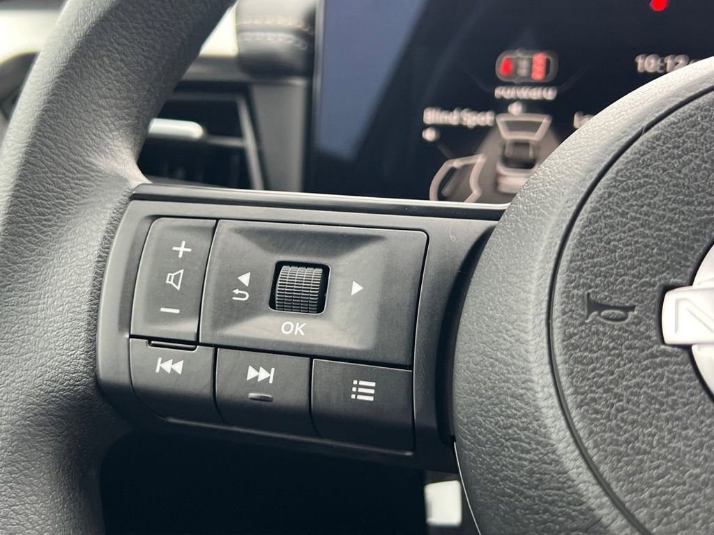 New 2026 Nissan Kicks SV image 10