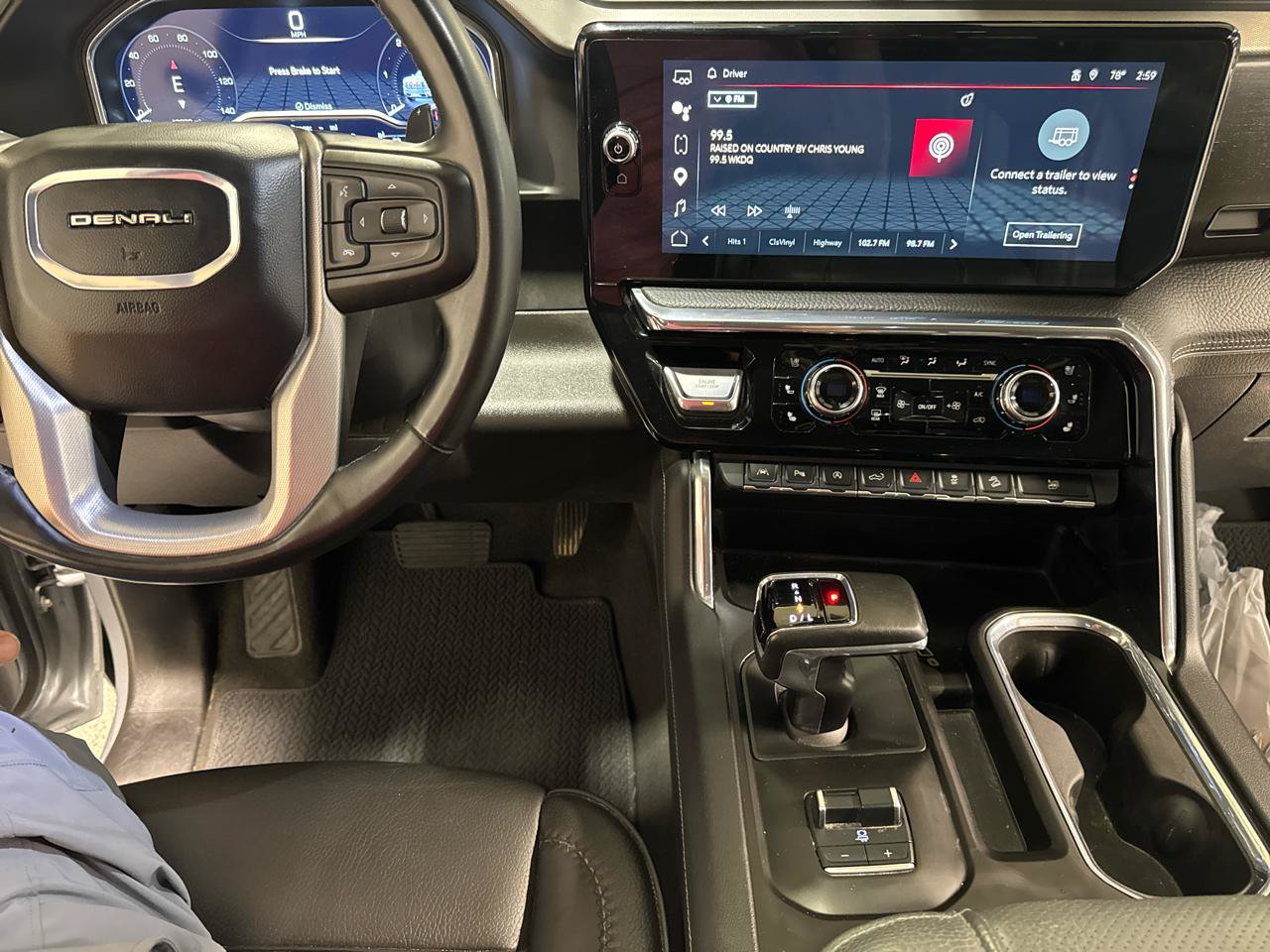 Used 2024 GMC Sierra 1500 Denali w/ Denali Reserve Package AWD/4WD image 22