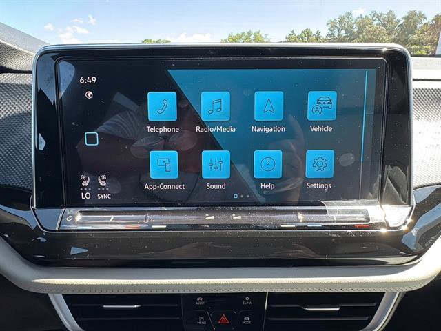 New 2025 Volkswagen Atlas Cross Sport SEL Premium R-Line image 22