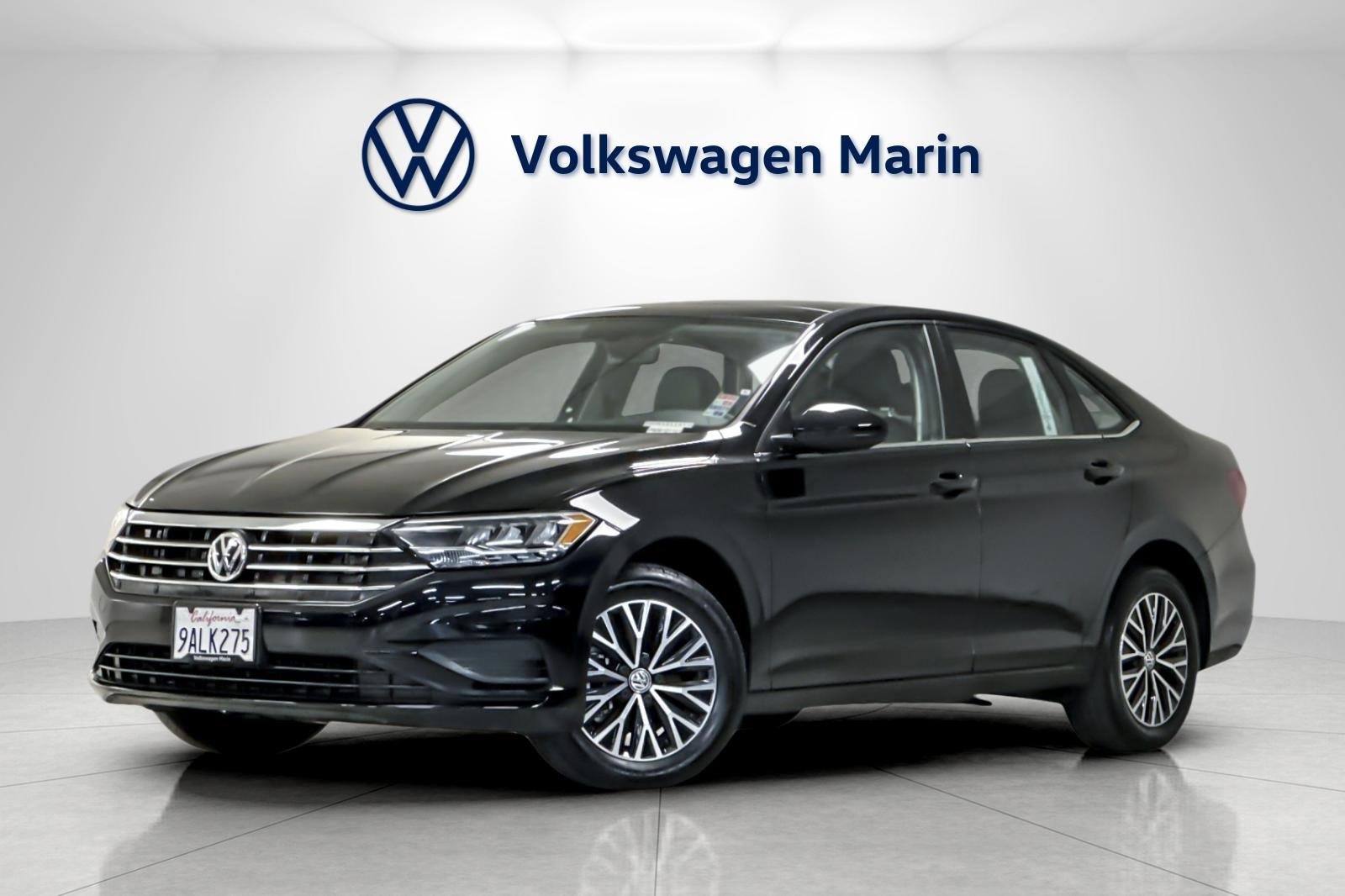 Used 2021 Volkswagen Jetta SE w/ SE Cold Weather Package