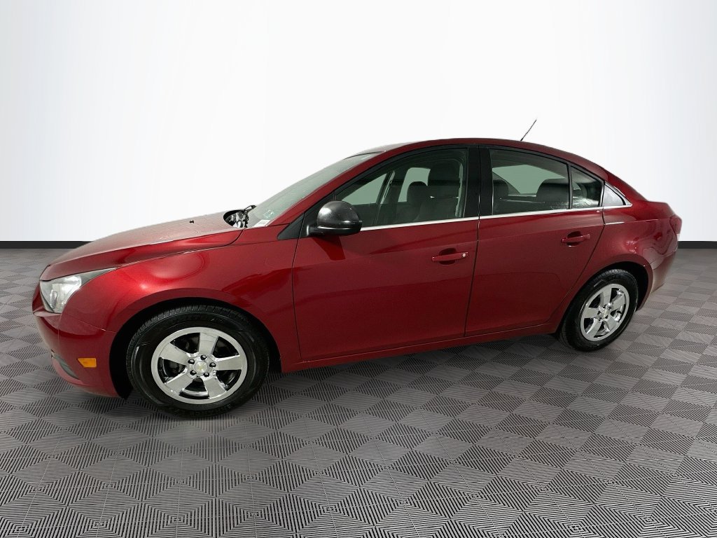 Used 2014 Chevrolet Cruze LT FWD image 4